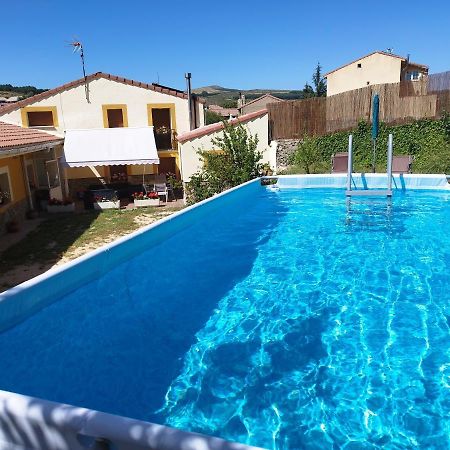 Casa Rural Los 7 Pinos De Gredos Navarredonda de Gredos Exterior foto